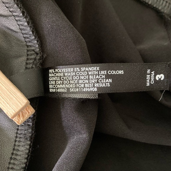 Torrid Black Full Length Signature Waist Faux Leather Legging Size 3X - Picture 6 of 12